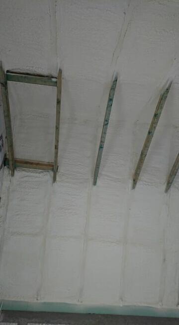 Ocieplenie budynku pianą PUR Ultrapur Wrocław i okolice