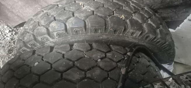 SPRZEDAM OPONY TERENOWE 900X20 2 SZT