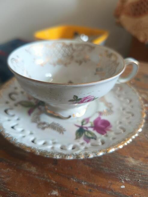 Sprzedam piękną filiżankę