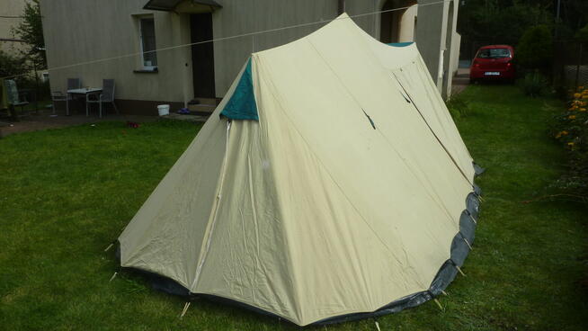 Duży namiot turystyczny 4 osob.FREETIME TORONTO 4,nieużywany