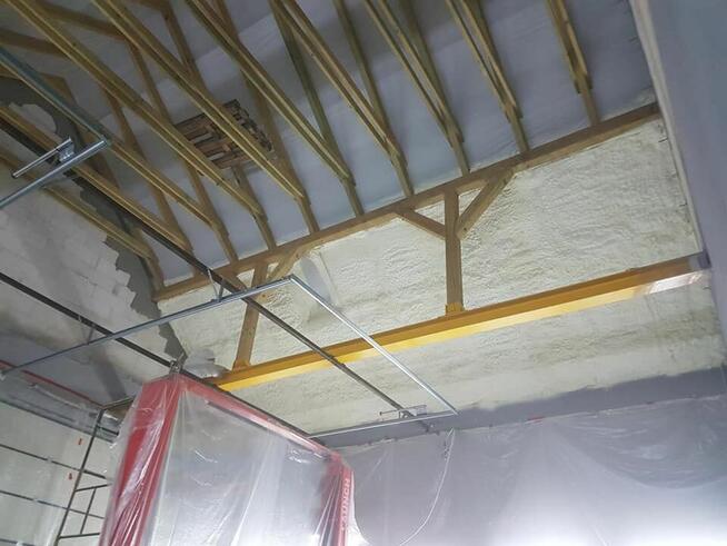 Ocieplenie budynku pianą PUR Ultrapur Wrocław i okolice