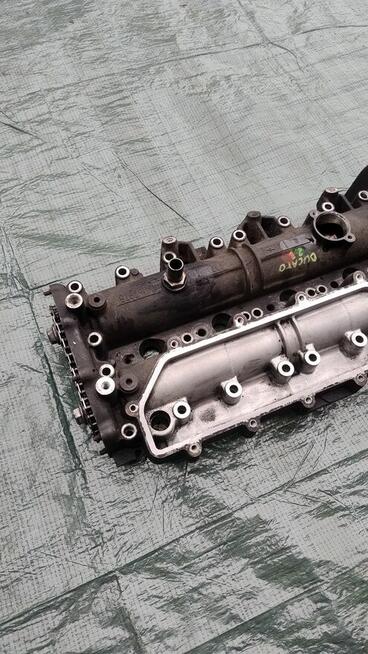 Pokrywa zaworów wałki IVECO DAILY 2.3 DUCATO