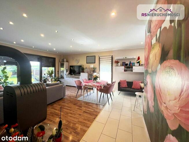 Parterowy DOM z pięknym ogrodem