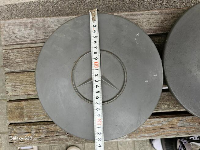 Dekielki na śruby Mercedes Vito 638