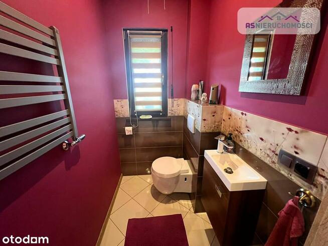 Parterowy DOM z pięknym ogrodem