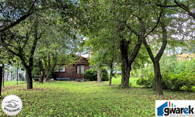 Działka Budowlana z garażem i domkiem letniskowym TRZYCIĄŻ