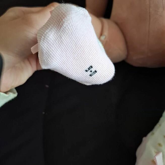 Nowe skarpetki niemowlęce 0–6m