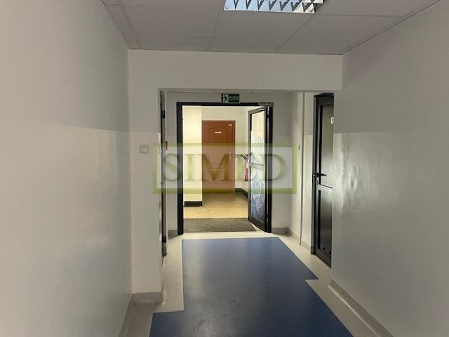 Biuro,recepcja,ochrona,kontrola dostępu,dostęp24h