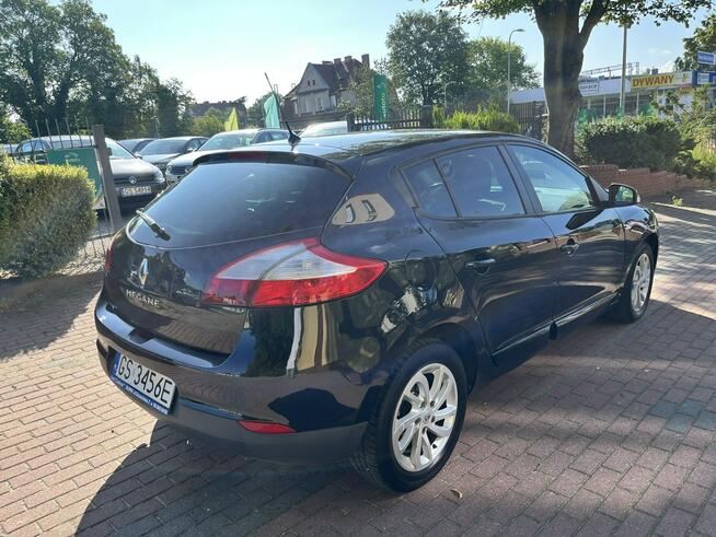 Renault Megane 1.6 benzyna model 2015 polski salon 96 tys. km