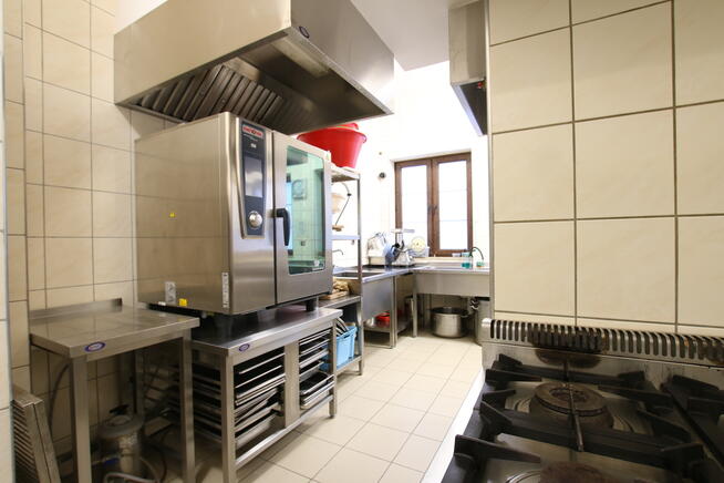 Dom weselny na 450 osób, w pełni funkcjonujący