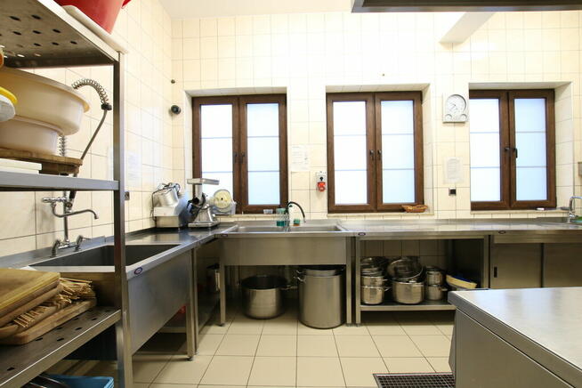 Dom weselny na 450 osób, w pełni funkcjonujący