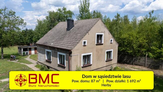 Dom Herby, Krótka