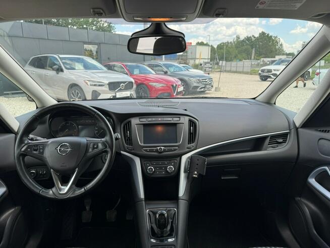 Opel Zafira Serwis ASO / Tempomat / Bluetooth / Podgrzewane fotele / FV 23%