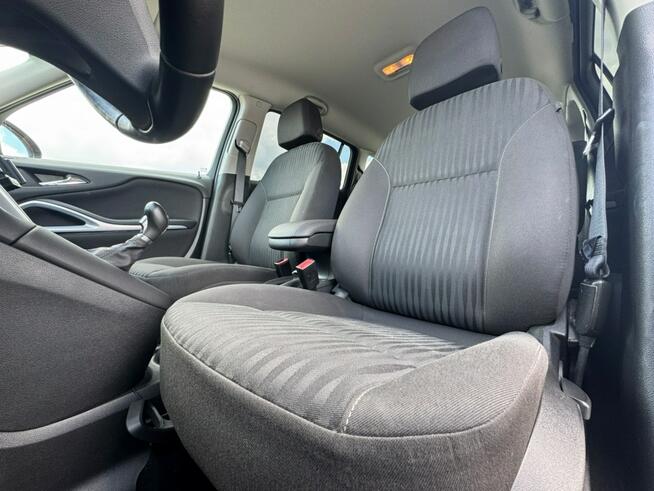 Opel Zafira Serwis ASO / Tempomat / Bluetooth / Podgrzewane fotele / FV 23%