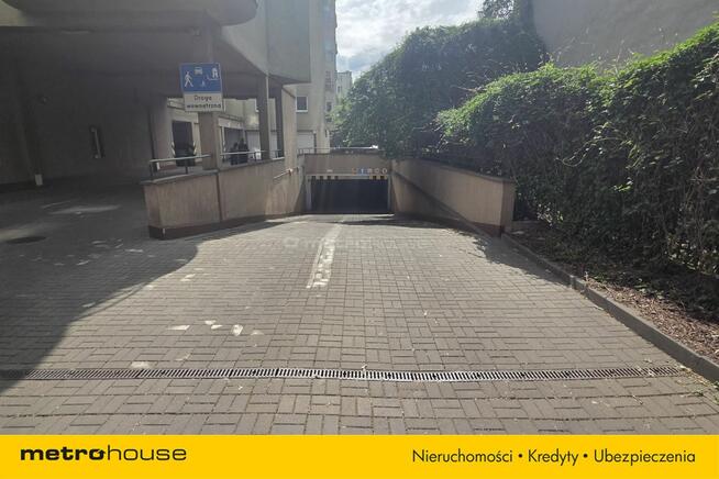 Miejsce parkingowe w garażu podziemnym