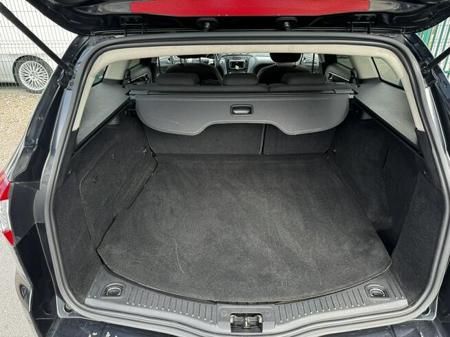 Ford Mondeo Raty/Zamiana Gwarancja benzyna trend bardzo ładny bez rdzy kombi