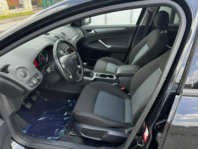 Ford Mondeo Raty/Zamiana Gwarancja benzyna trend bardzo ładny bez rdzy kombi