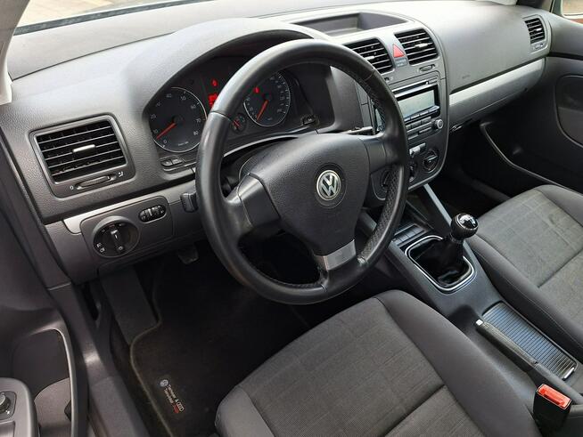 Volkswagen Golf * 1.6 MPi* Bardzo Ładny z NiEMiEC* ALUFELGi * HALOGENY *