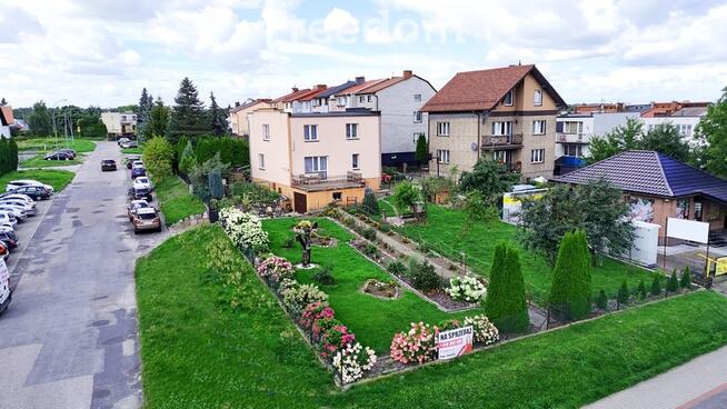 Dom wolnostojący w atrakcyjnej okolicy