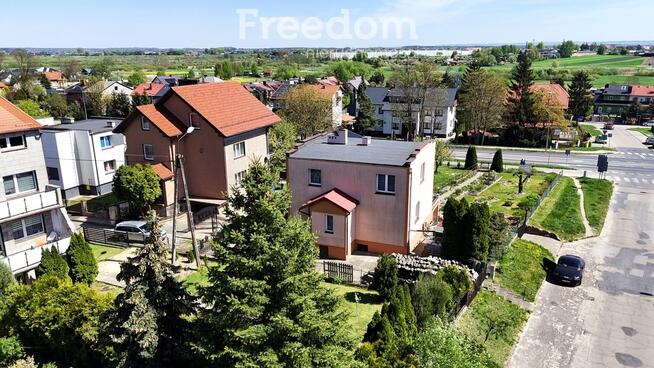 Dom wolnostojący w atrakcyjnej okolicy