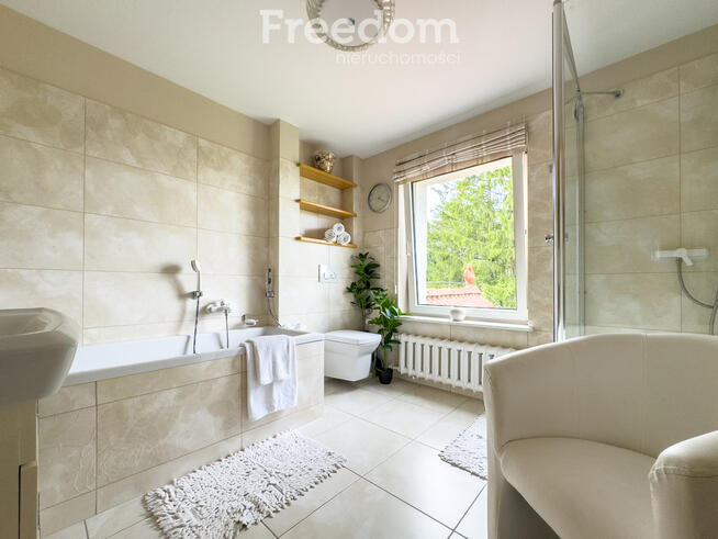 Dom wolnostojący Kruklanki 199 m², działka 4223 m²