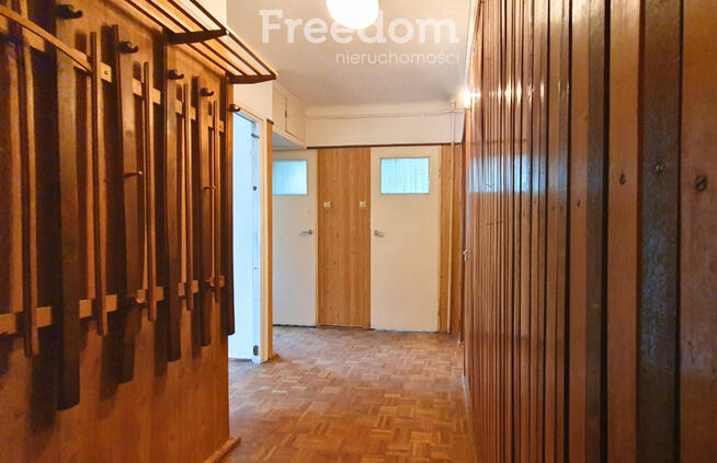 Mieszkanie do remontu z widokiem na park!