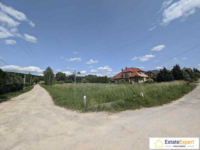 Atrakcyjna działka budowlana Zgórsko gm. Nowiny, ul.Słoneczna