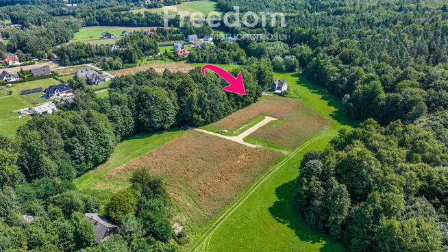 Działki budowlane przy lesie