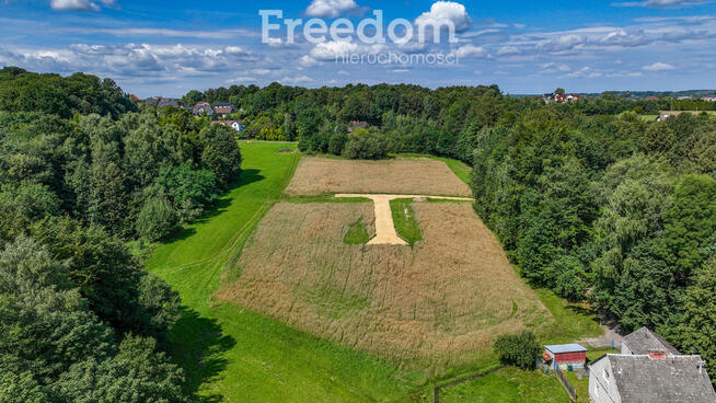 Działki budowlane przy lesie