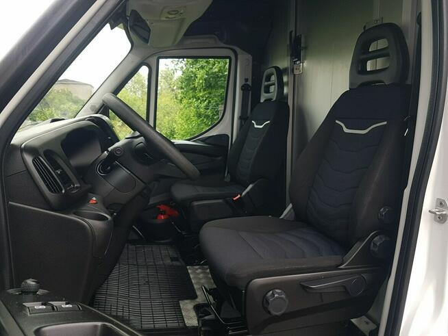 Iveco Daily KONTENER NISKOPODŁOGOWY 4,43x2,23x2,42 SKLEP BAR FOODTRUCK KAMPER AC