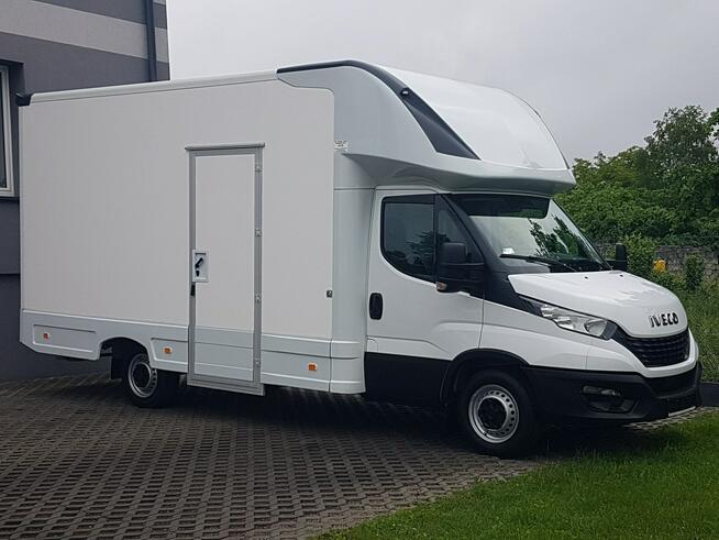 Iveco Daily KONTENER NISKOPODŁOGOWY 4,43x2,23x2,42 SKLEP BAR FOODTRUCK KAMPER AC