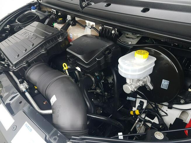 Iveco Daily KONTENER NISKOPODŁOGOWY 4,43x2,23x2,42 SKLEP BAR FOODTRUCK KAMPER AC