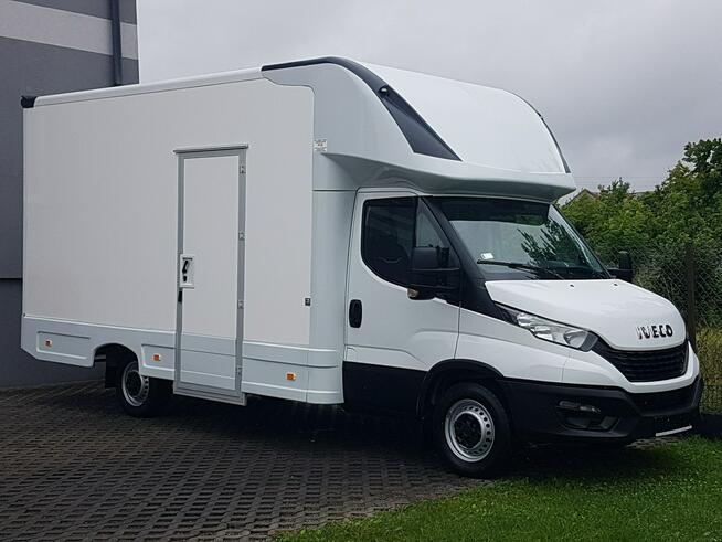 Iveco Daily KONTENER NISKOPODŁOGOWY 4,43x2,23x2,42 SKLEP BAR FOODTRUCK KAMPER AC