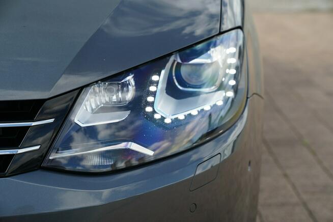 Volkswagen Sharan HIGHLINE panorama BI-XENONY nawi SAM PARKUJE el.drzwi ACC 7 osob BLIS