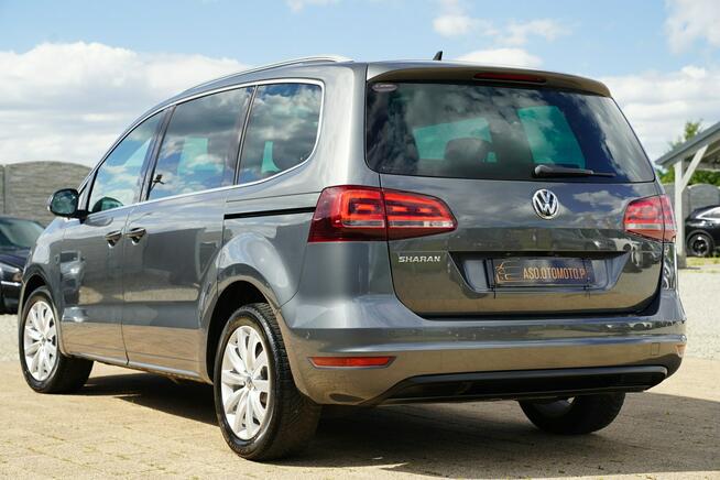 Volkswagen Sharan HIGHLINE panorama BI-XENONY nawi SAM PARKUJE el.drzwi ACC 7 osob BLIS