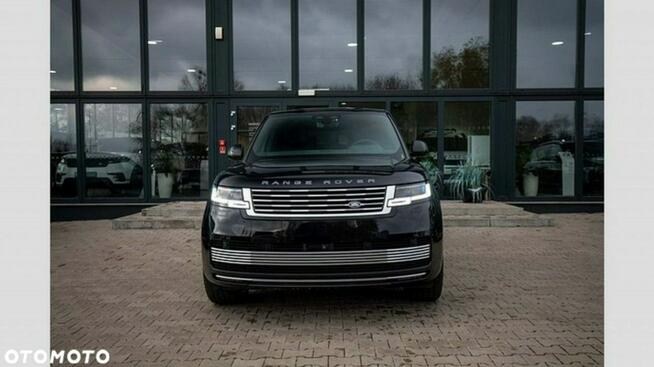 Range Rover MY26 4.4P V8 615 KM AWD Auto SV LWB