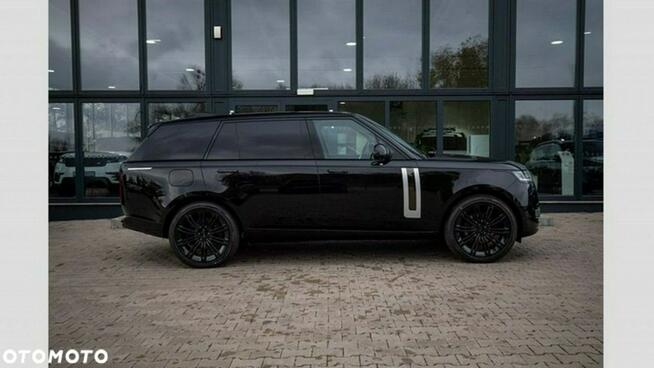 Range Rover MY26 4.4P V8 615 KM AWD Auto SV LWB