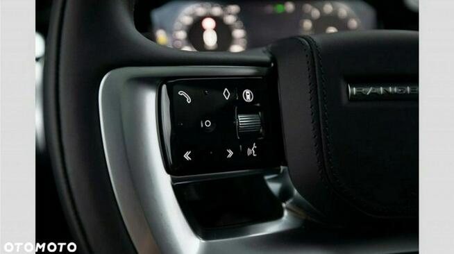 Range Rover MY26 4.4P V8 615 KM AWD Auto SV LWB