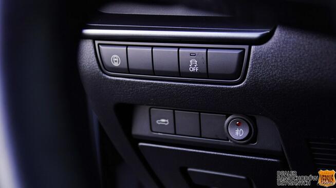 Mazda 3 2.0 SkyActive-G 179 Navi Automat - raty od 1299PLN