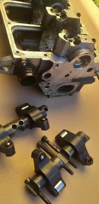 GŁOWICA SILNIKA 1.9 2.0 TDI VW AUDI SKODA SEAT 038103373R