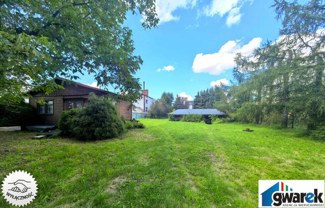 Działka Budowlana z garażem i domkiem letniskowym TRZYCIĄŻ