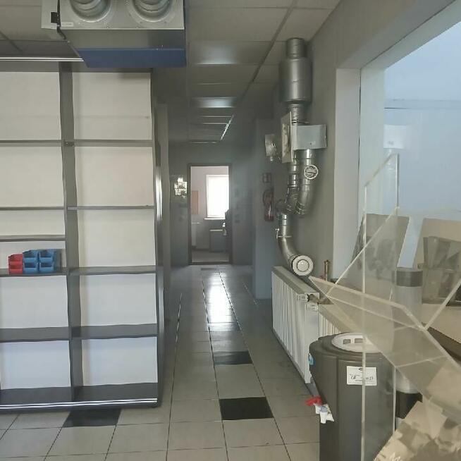 Wynajmę magazyn z blachy nie ogrzewany wysoki 10m biuro