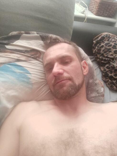 Która chętna na spotkanie właśnie wynająłem hotel