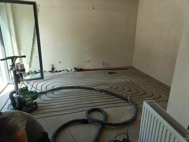 Ogrzewanie podłogowe frezowane, montaż ogrzewania podłogoweg