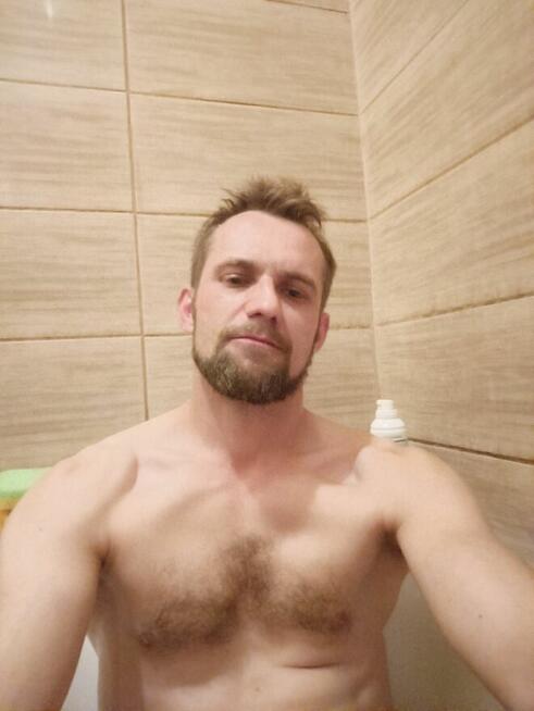 Która chętna na spotkanie właśnie wynająłem hotel