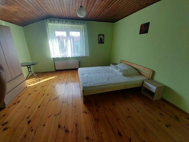 dom położony w cichej i spokojnej okolicy