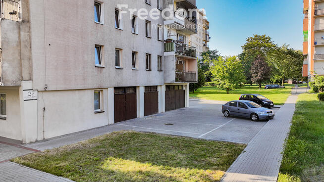 Garaż, Katowice-Ligota. Wszystkie media.