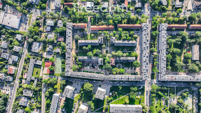 Garaż, Katowice-Ligota. Wszystkie media.