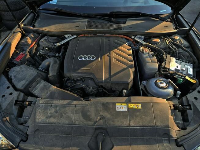 Audi A6 55 TFSI e quattro 367km S tronic S line MATRIX led SKÓRA hak