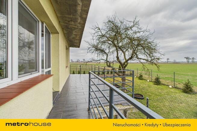 Jedna kondygnacja domu z własną działką